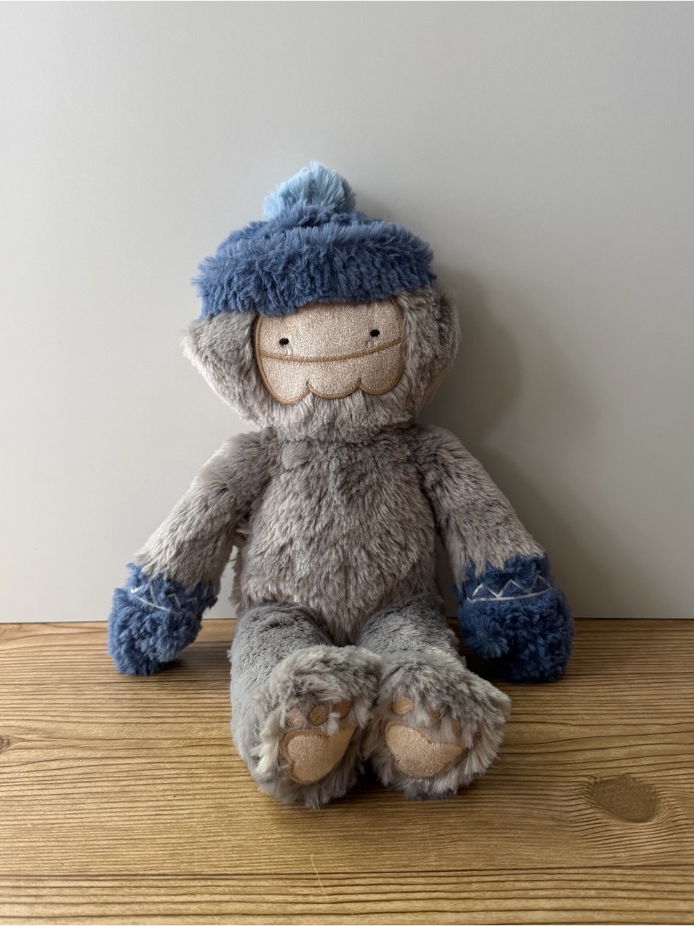SlumberKins Shine Bright Bigfoot Kin Grey Plush Stuffed Animal Blue Hat & Mitts